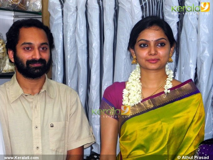 samvritha sunil in kerala saree